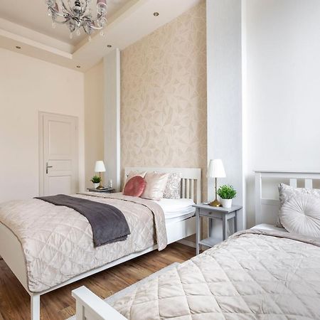Luxurious Central Apartment In Liszt Ferenc Square 부다페스트 외부 사진