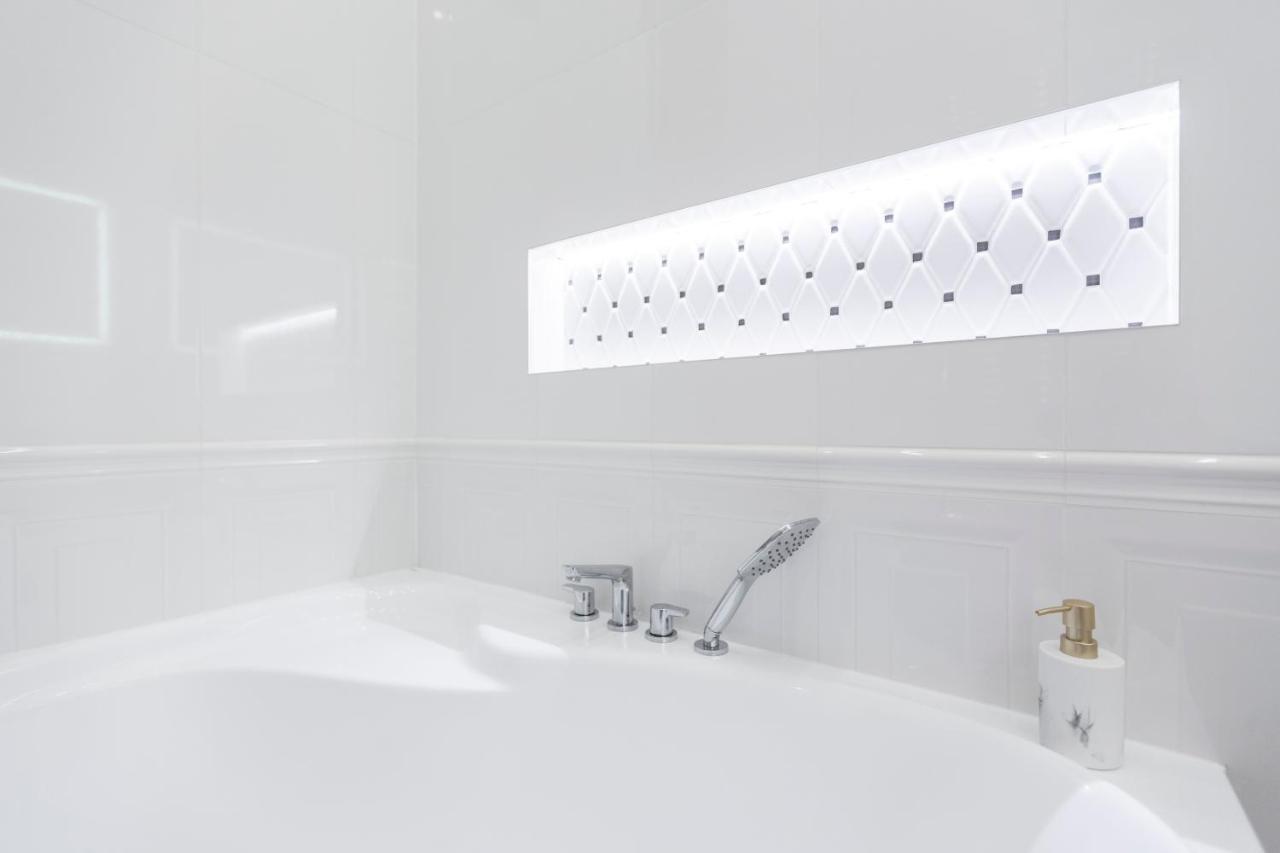 Luxurious Central Apartment In Liszt Ferenc Square 부다페스트 외부 사진