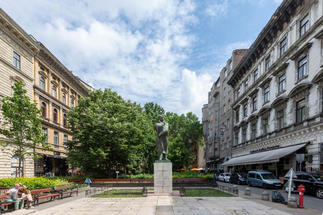 Luxurious Central Apartment In Liszt Ferenc Square 부다페스트 외부 사진